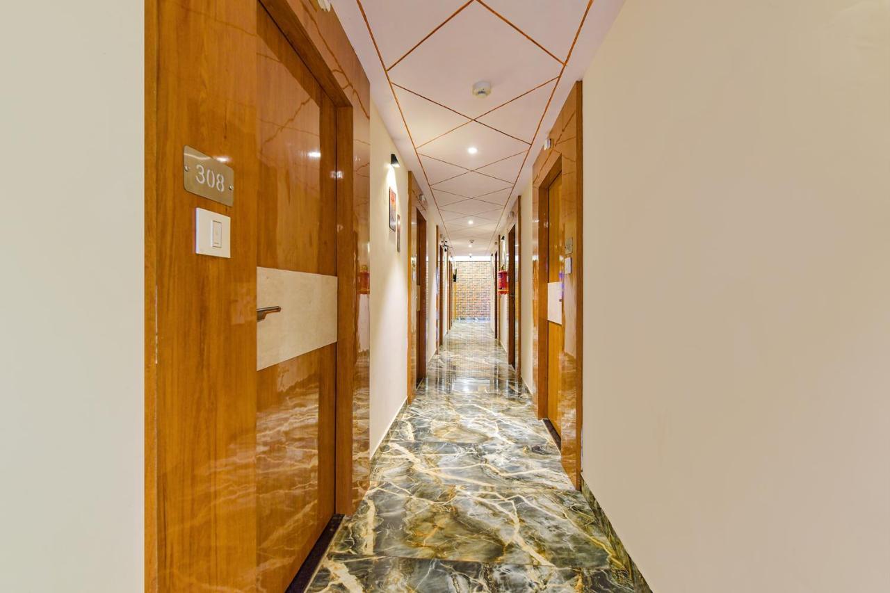 Fabhotel New York Batwa Exterior photo