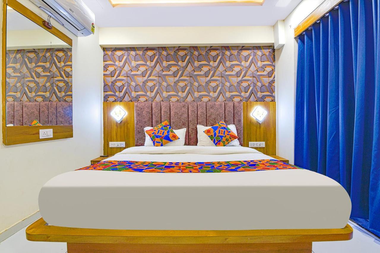 Fabhotel New York Batwa Exterior photo